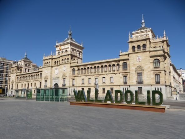 se traspasa clinica dental valladolid